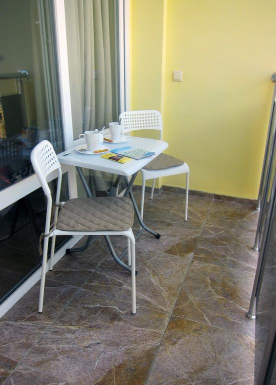 Apartments In The Center Of Batumi Exterior foto